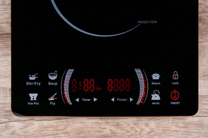 Bếp được trang bị nhiều tiện ích an toàn