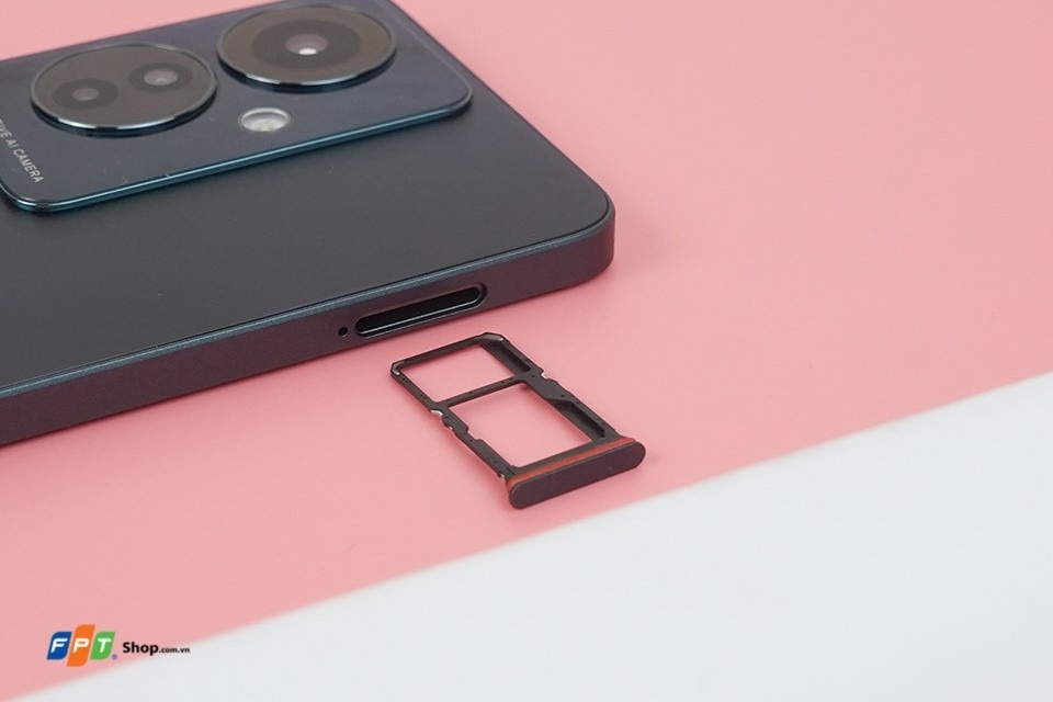 Trên tay OPPO Reno11 F (ảnh 9)