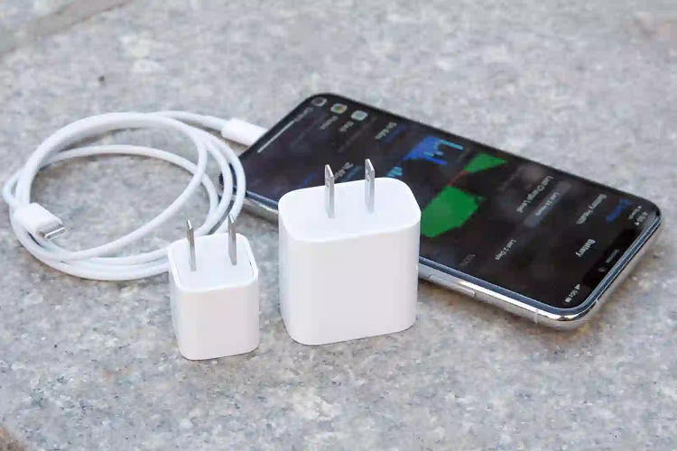 iPhone 11 Pro hỗ trợ sạc nhanh bao nhiêu W