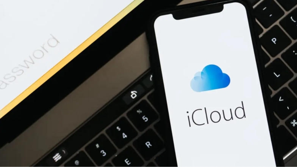 Kết nối iCloud hoặc iTunes