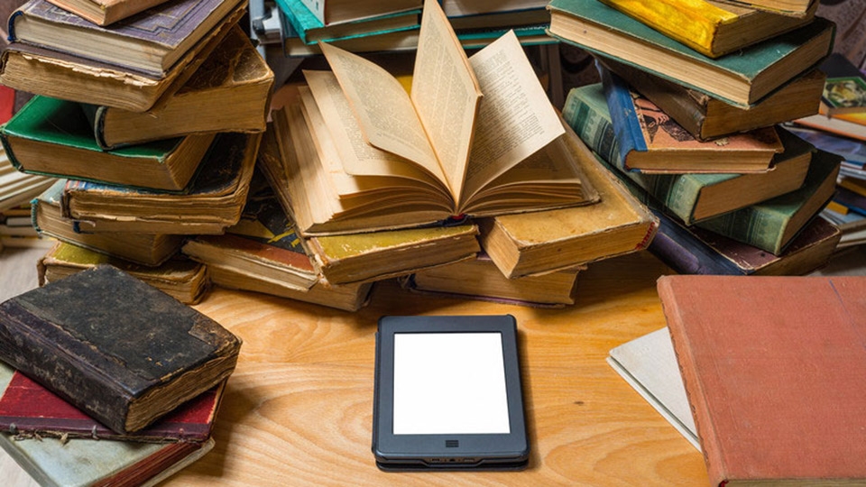 Máy đọc sách có khả năng lưu trữ hàng ngàn cuốn sách
