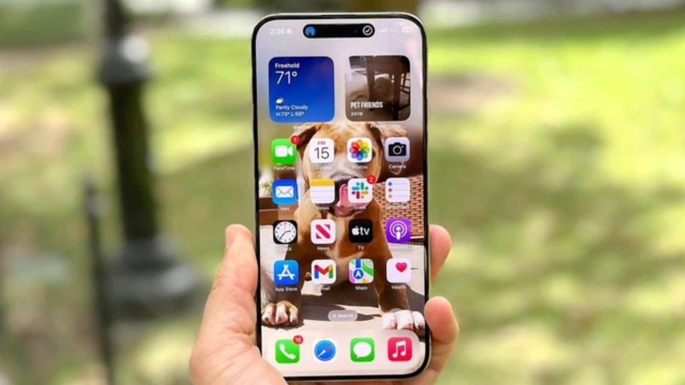 Tắt iPhone ngay khi xuất hiện lỗi