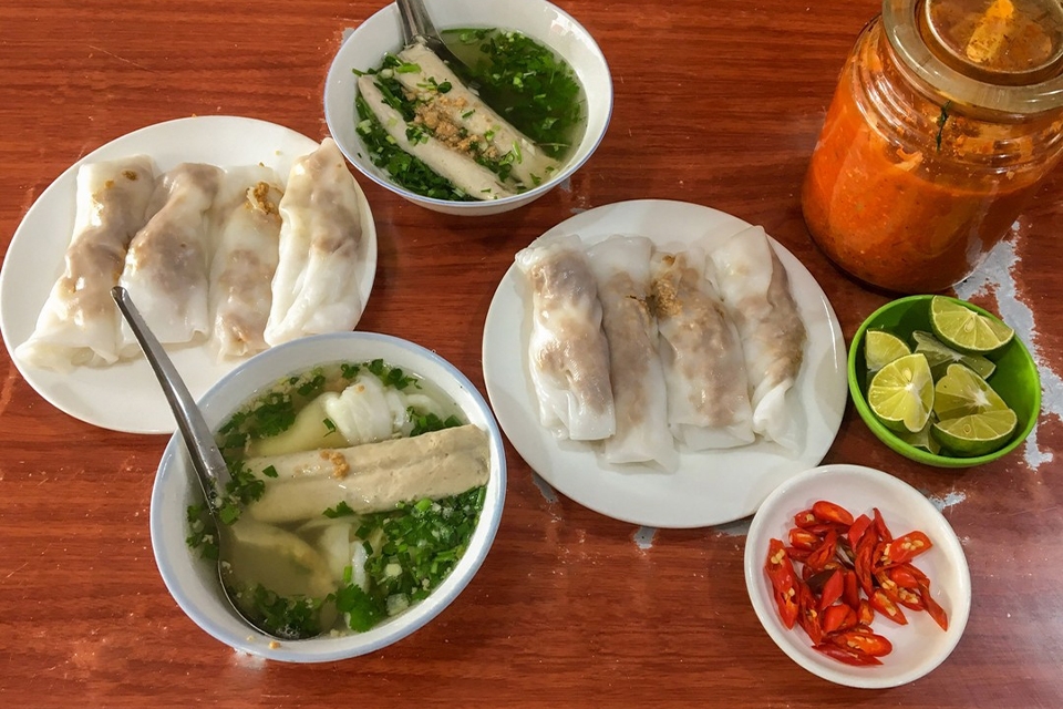 Tiệm bánh cuốn Huỳnh Thúc Kháng