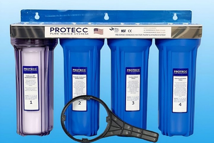 Máy gồm 4 lõi lọc