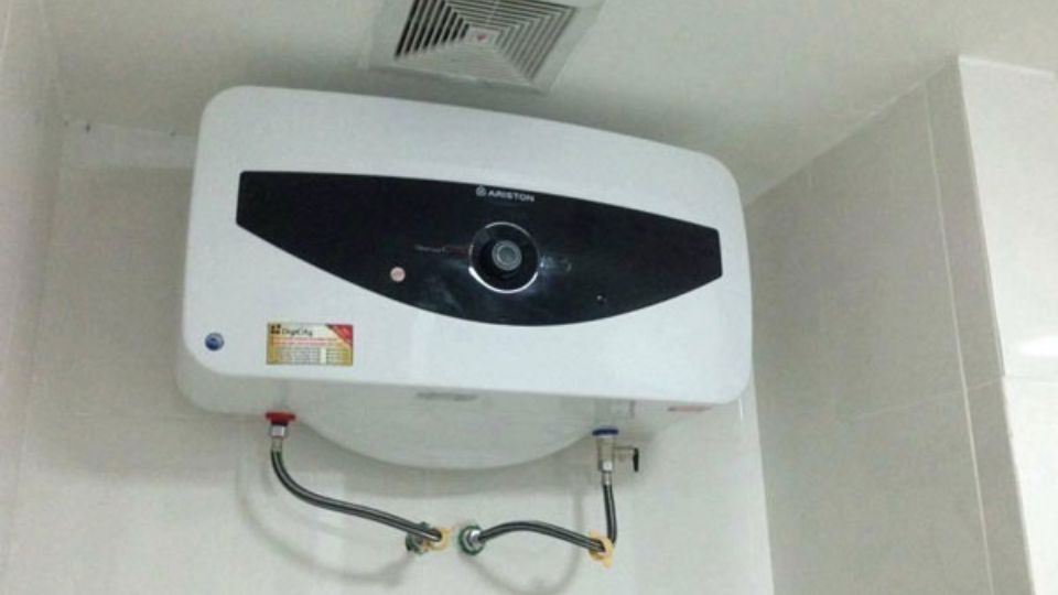 Chiều cao lắp đặt máy nước nóng an toàn