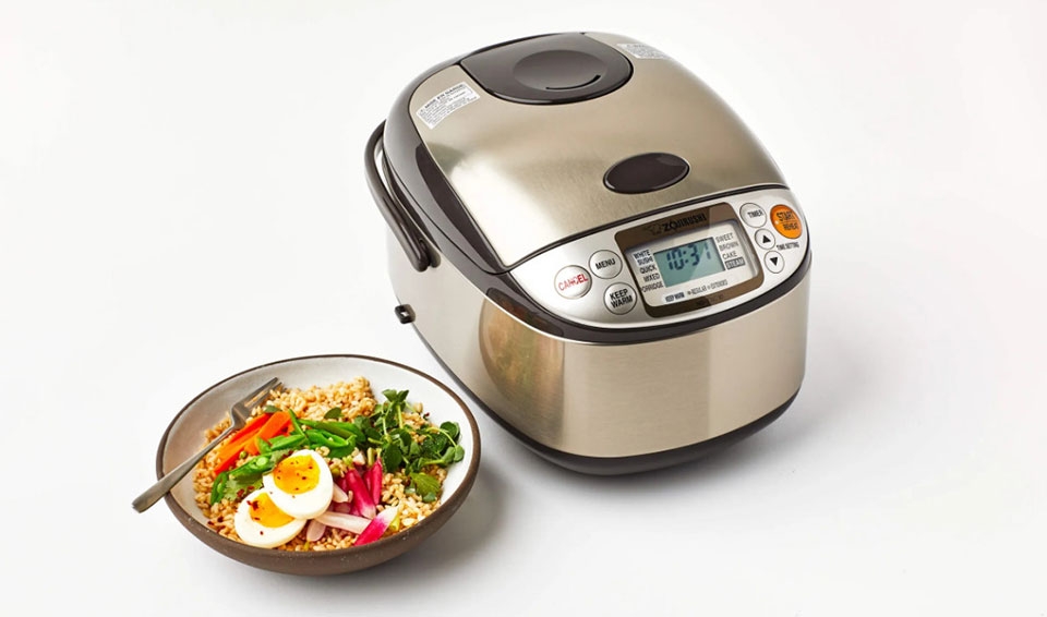 Nồi cơm điện - Ảnh 01