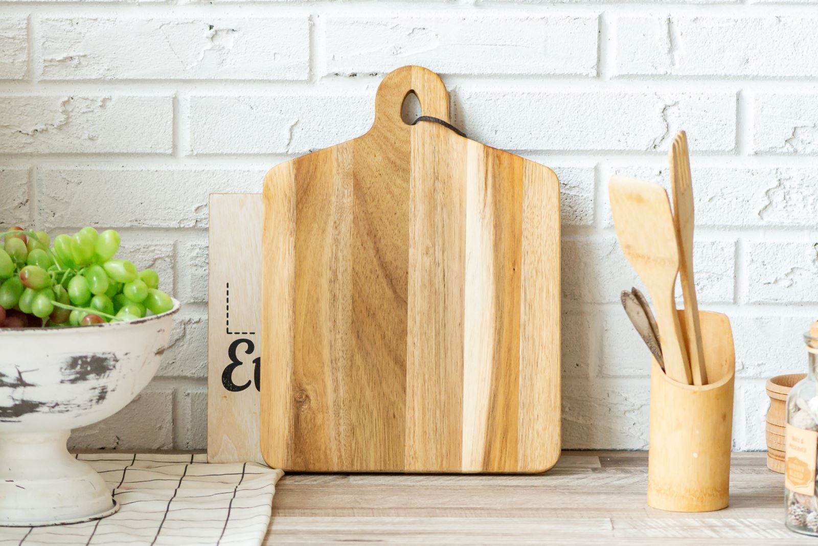 Thớt mới mua về nên làm gì 7