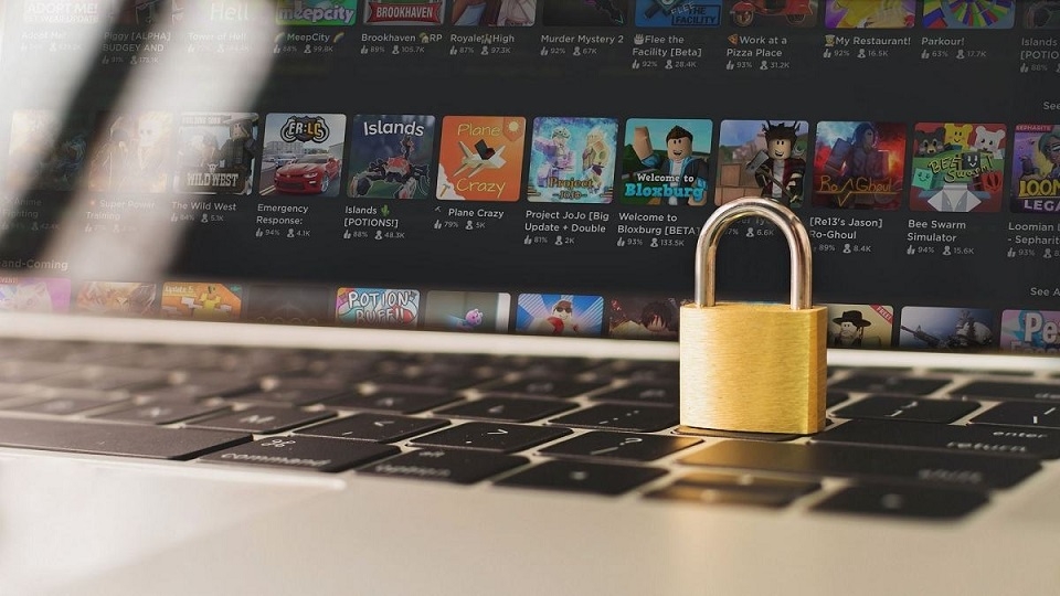 Tài khoản Roblox bị khóa khi bạn vi phạm chính sách
