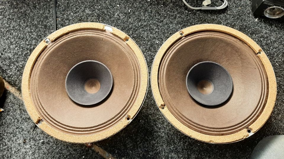 Loa toàn dải là gì?