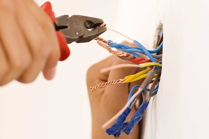 Dây điện 4.0 chịu tải bao nhiêu W? 4