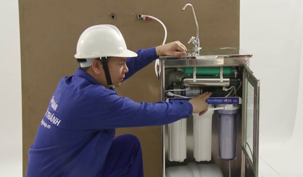 Máy lọc nước ra nước đục là do đâu và cách khắc phục, có thể dùng nước lọc bị đục không? 1