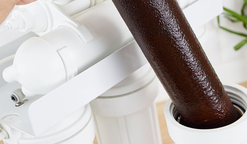 Máy lọc nước ra nước đục là do đâu và cách khắc phục, có thể dùng nước lọc bị đục không? 2