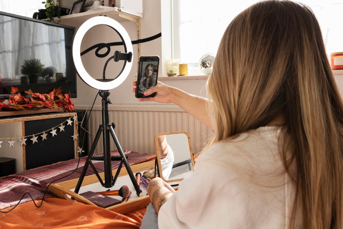Những mẹo để tạo video hát nhép TikTok thu hút người xem
