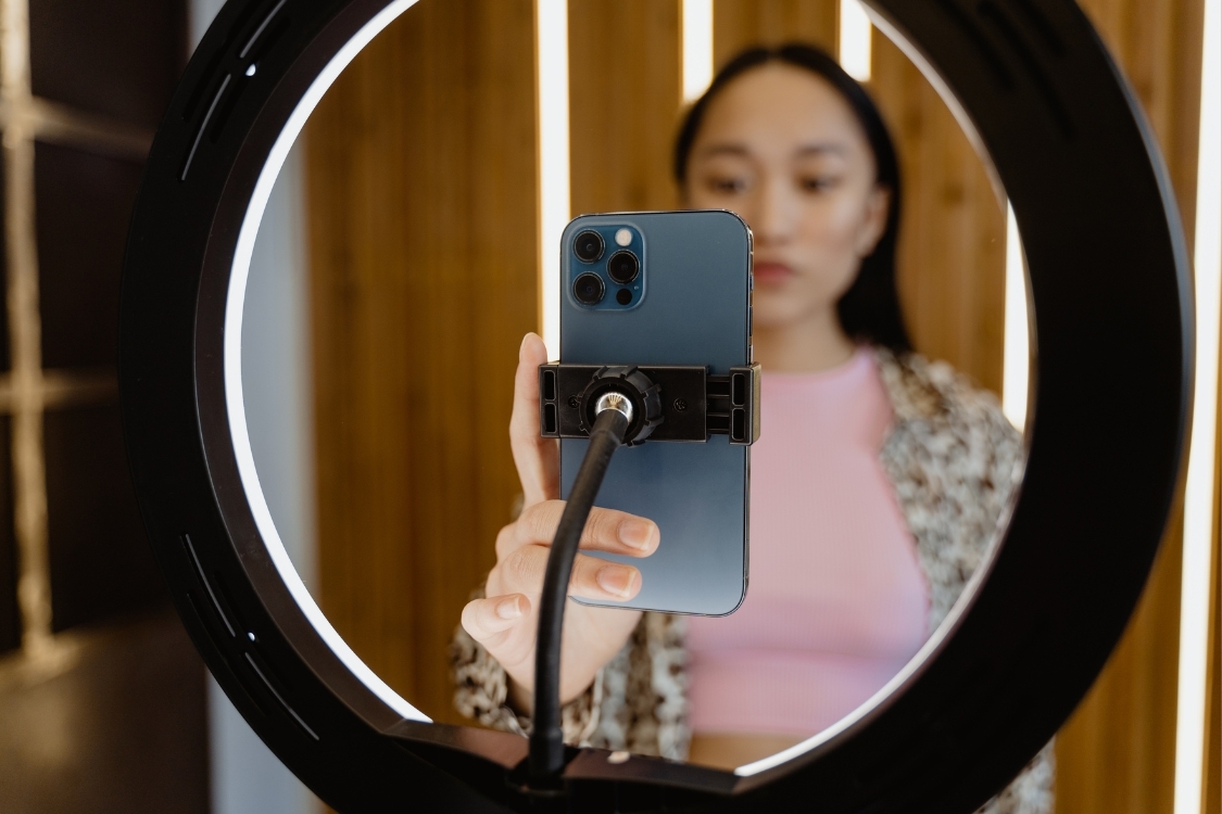 Những mẹo để tạo video hát nhép TikTok thu hút người xem 1