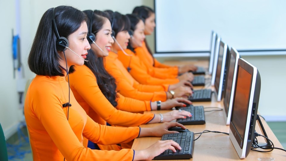 Cách gọi tổng đài EMS Việt Nam