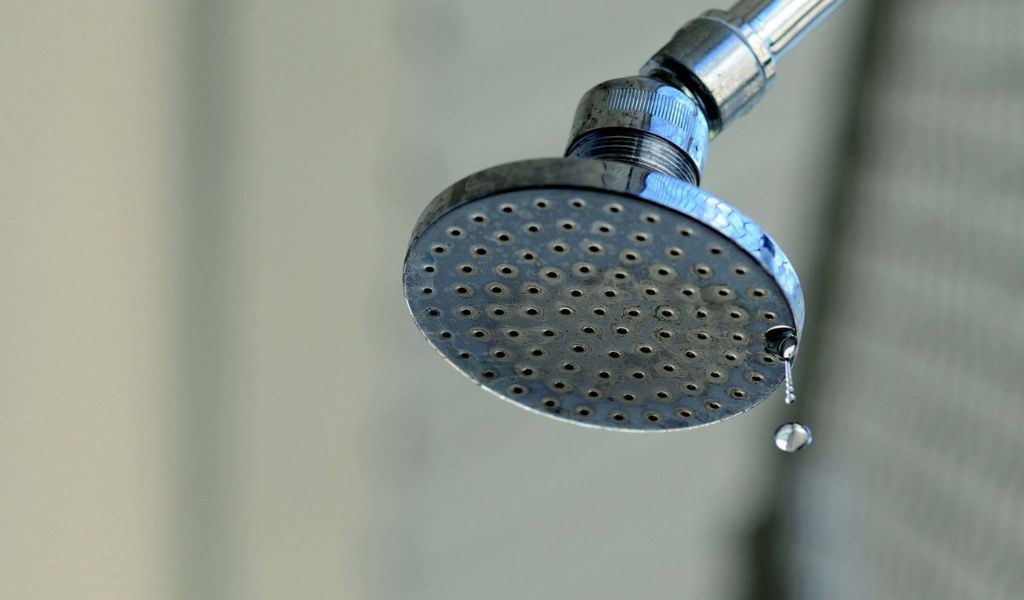 Cách sửa vòi sen bị tắc tại nhà đơn giản và tìm hiểu nguyên nhân gây tắc thường gặp 1