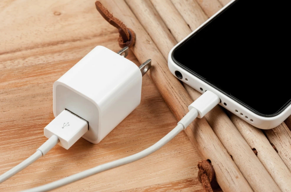 iphone 12 sạc nhanh bao nhiêu w 4