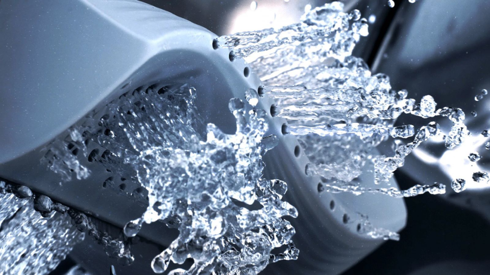 Flush Waves