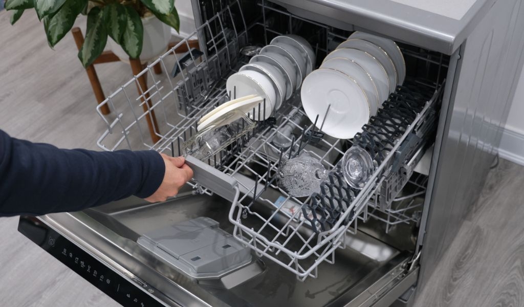 Tìm hiểu cấu tạo, nguyên lý hoạt động của máy rửa bát trước khi quyết định mua hay không? 2