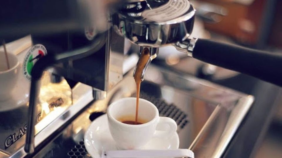 Do sử dụng máy pha cafe với tần suất cao