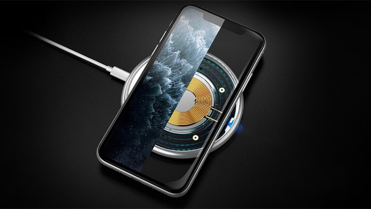 iPhone 11 có sạc không dây không? (hình 1)