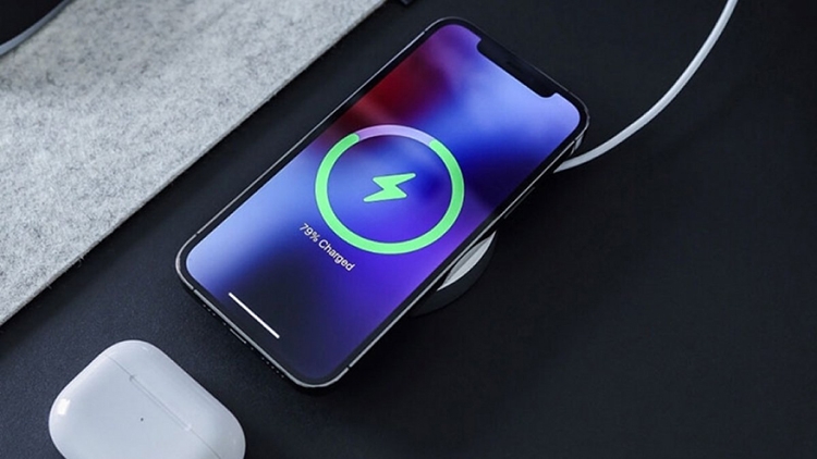 iPhone 11 có sạc không dây không? (hình 4)