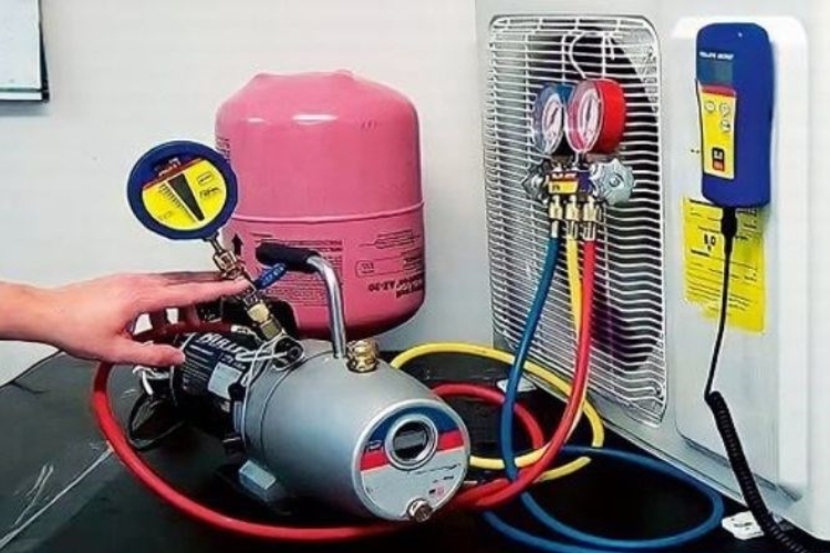 Máy lạnh bị rò rỉ gas