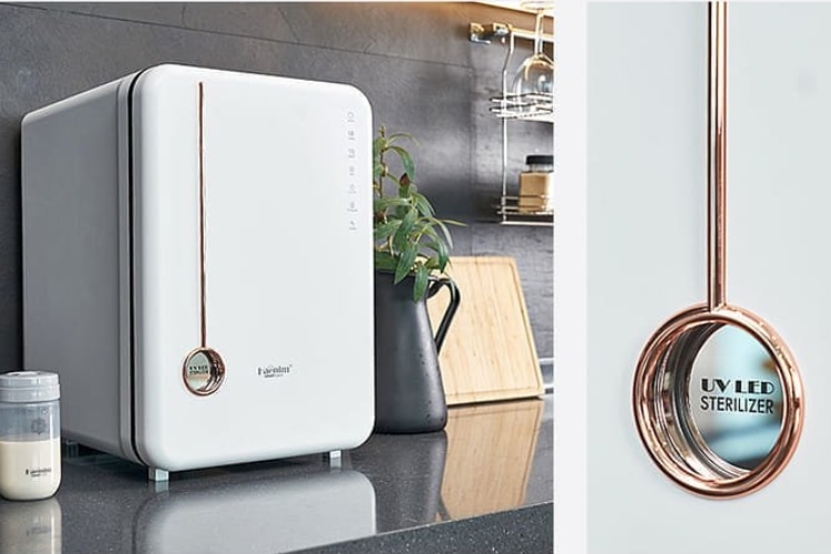 Máy tiệt trùng bình sữa bằng tia UV