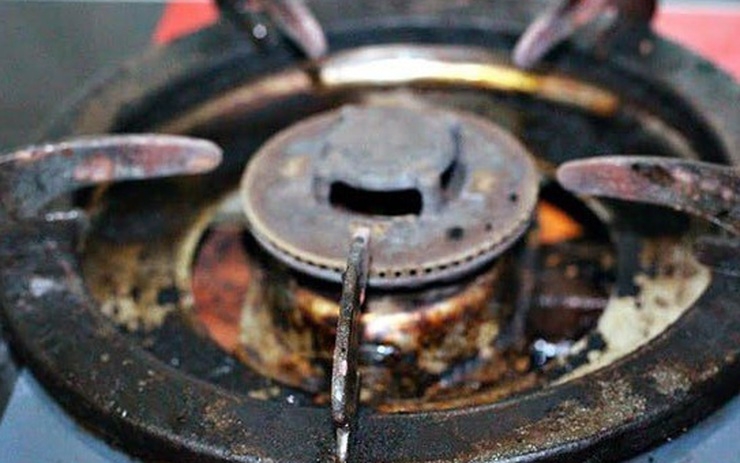 bếp ga cháy lửa nhỏ 3