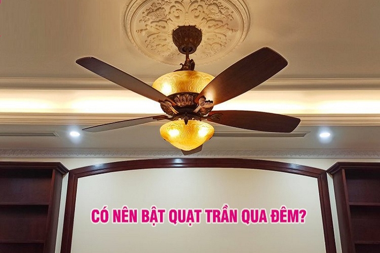 bật quạt trần