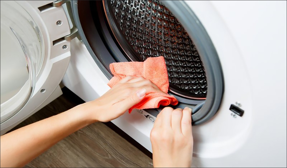 nên vệ sinh máy giặt thường xuyên