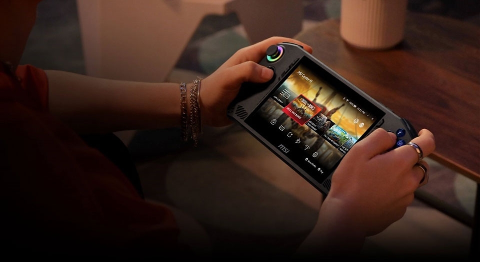 MSI Claw A1M - Ảnh 03