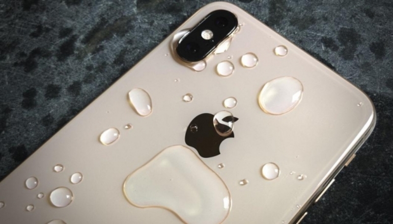 iPhone XS Max có chống nước không? Tất nhiên là có bởi đây là một phiên bản cao cấp đến từ nhà “Táo”