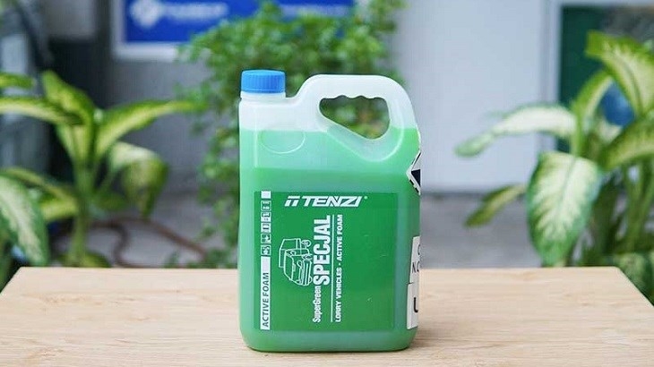 Nên rửa xe bằng dung dịch gì tốt? Có nên rửa xe bằng dung dịch chuyên dụng? 5