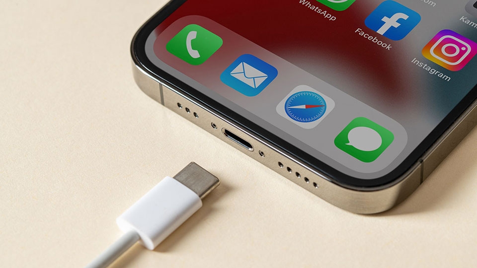 Sạc iPhone mới mua - Ảnh 03