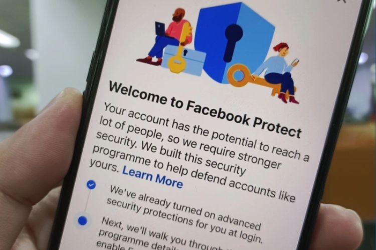 Bật Facebook Protect ở phần Cài đặt - hình 1