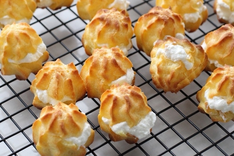 Thành phẩm bánh su kem bằng lò nướng