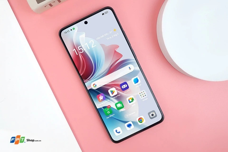 Tấm nền AMOLED sắc nét, sống động
