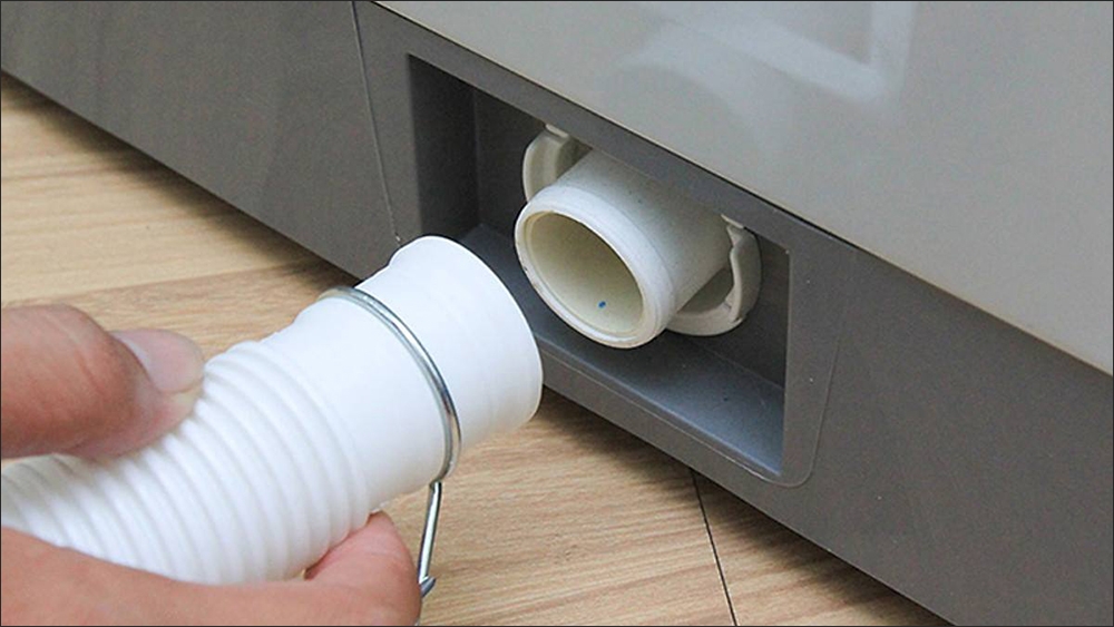 Vì sao máy giặt lg không xả nước: Do ống xả nước hoặc cửa xả bị tắc