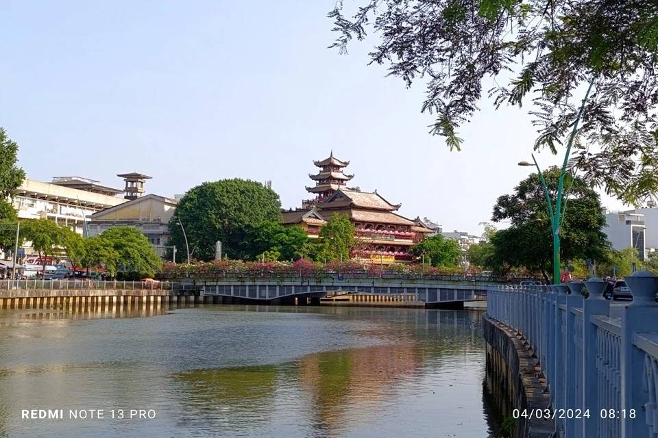 Xiaomi Redmi Note 13 Pro 2