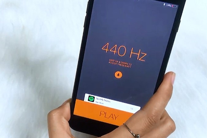 Cách vệ sinh loa iPhone - 5