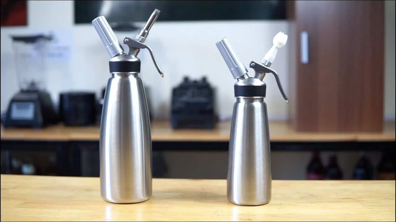 Cần lưu ý khi sử dụng bình xịt kem