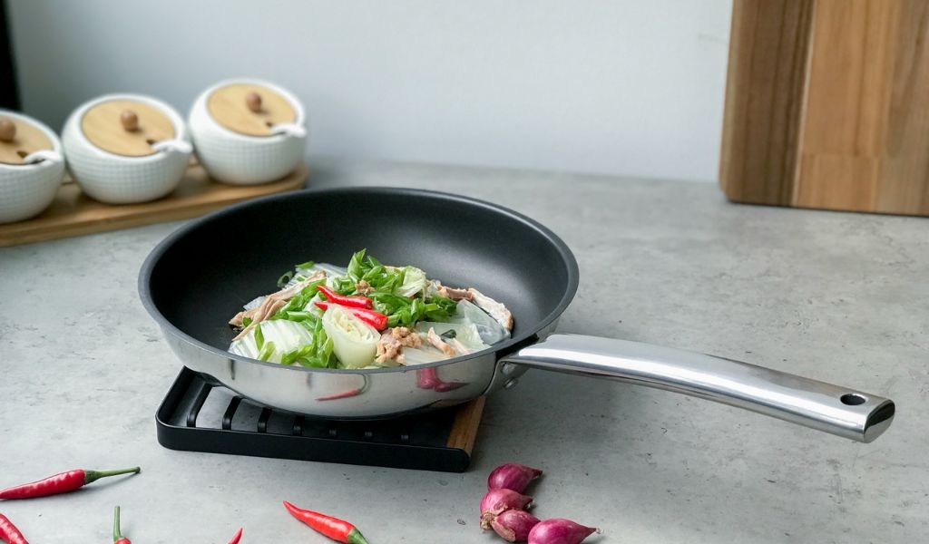 Đánh giá tiêu chí mua chảo chống dính nào bền? Cấu tạo và phân loại chảo chống dính 4