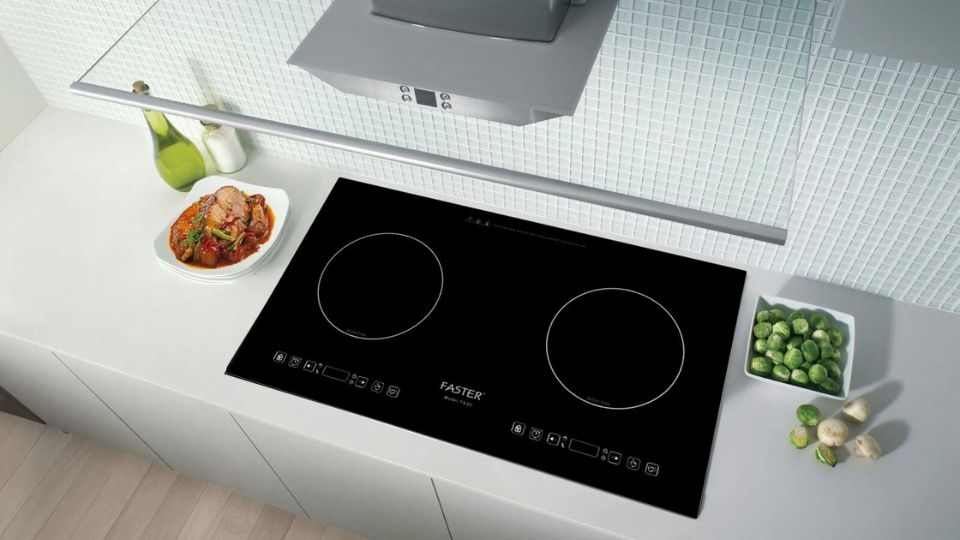 Bếp từ Faster của nước nào?