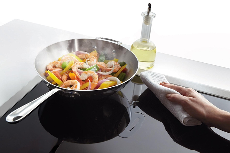 Lỗi bật bếp từ bị nhảy Aptomat 4