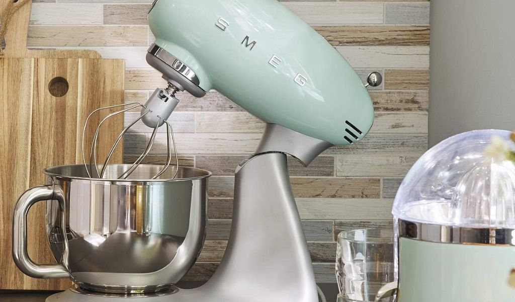 Máy đánh trứng Smeg có tốt không? Tiêu chí chọn máy chất lượng