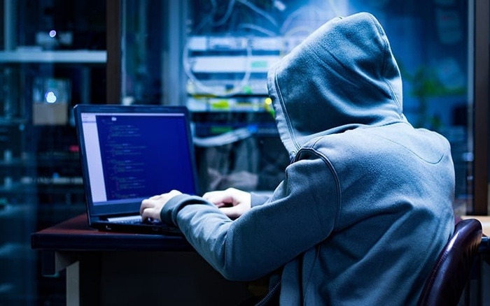 Bị Hacker tấn công