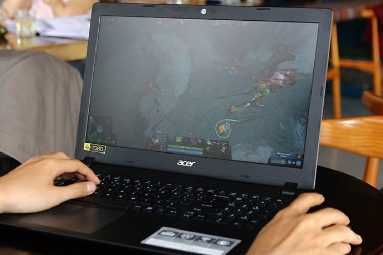 viền màn hình laptop bị hở (hình 3)