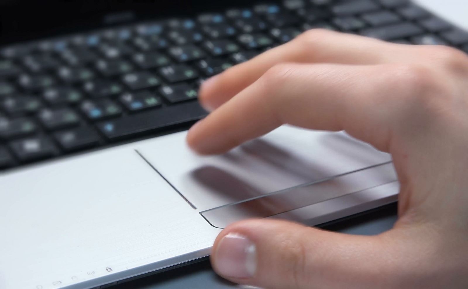 chuột laptop bị khóa laptop dell