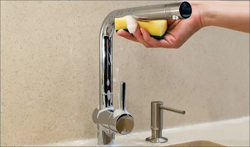 cách giữ cho vòi rửa bát luôn được bền đẹp